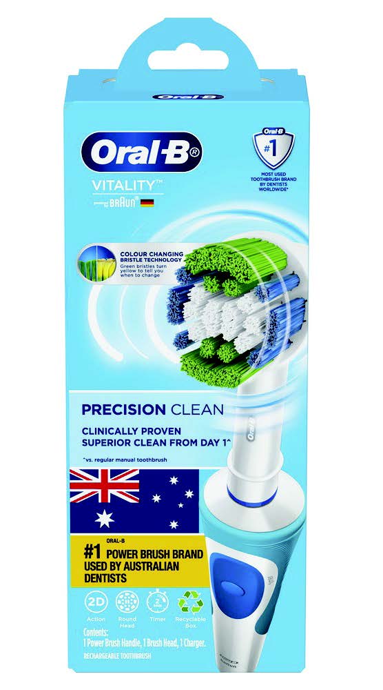 Oral B Vitality Precision Clean Rechargeable Power Toothbrush +2 Refills